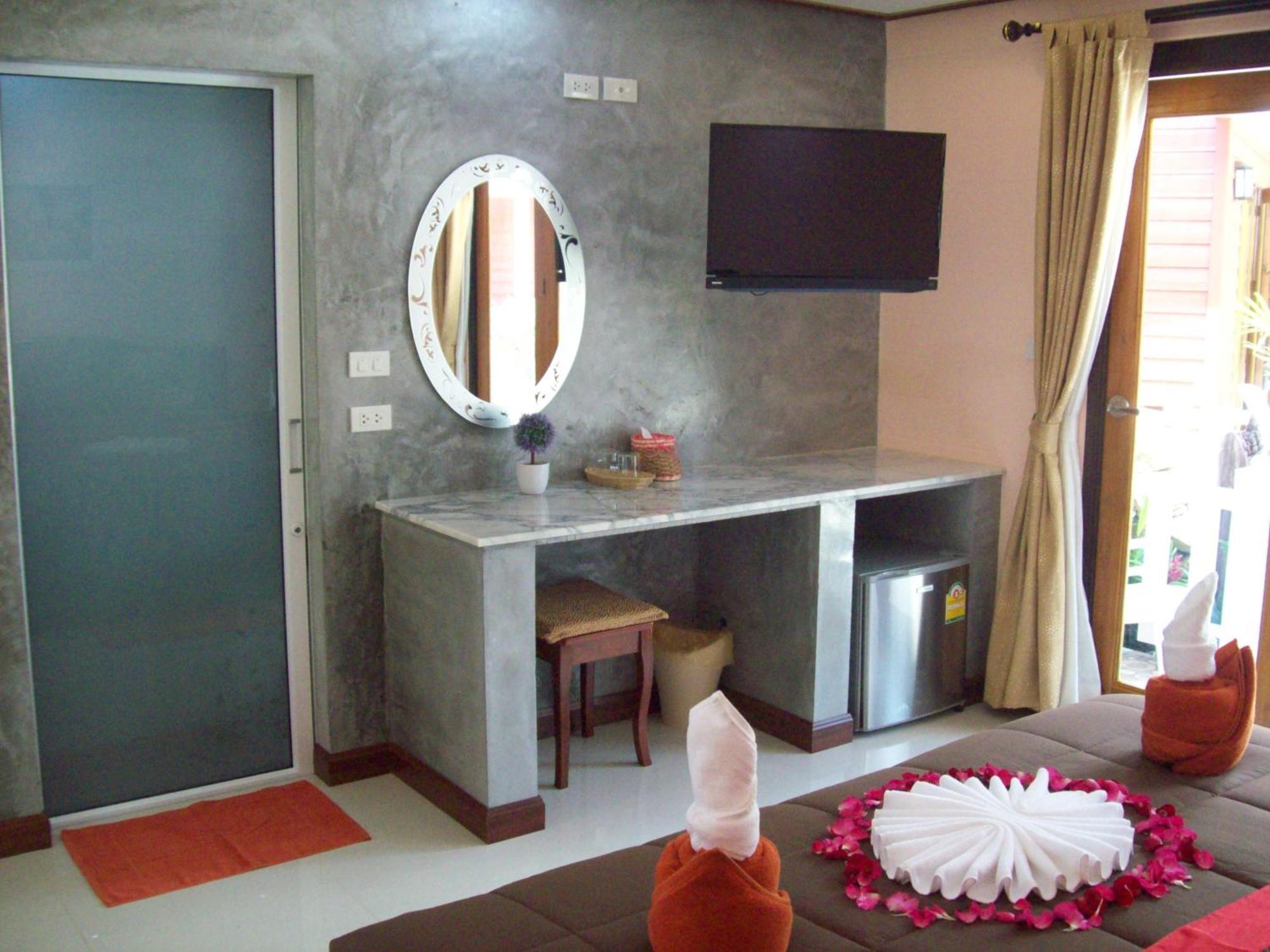 Thai Smile Bungalows Koh Lanta Bagian luar foto